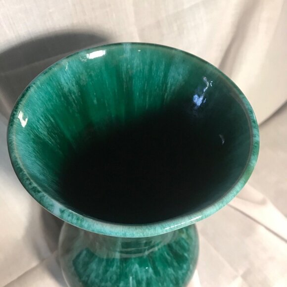 Vintage Blue Mountain Pottery 9” Drip Glaze Green Vase BMP Collingwood Canada - Picture 4 of 7